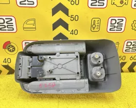 Бардачок между сиденьями Toyota