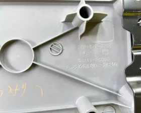 Бардачок между сиденьями Toyota
