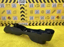 Бардачок между сиденьями TOYOTA AQUA 2015 5891152210C0 NHP10 1NZFXE, передний
