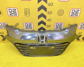Решетка радиатора Honda