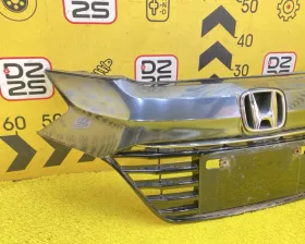 Решетка радиатора Honda