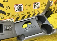Бардачок между сиденьями TOYOTA RAV4 2006 5890142050B2 ACA31W 2AZFE, передний