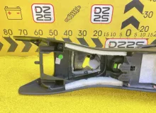 Бардачок между сиденьями HUMMER H3 2006 25814235 L52, передний