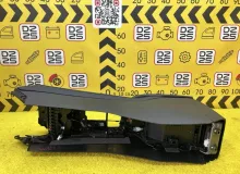 Бардачок между сиденьями MAZDA CX-30 2019- DFR564441 DM8P S8DPTS, передний