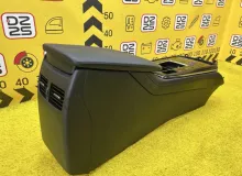 Бардачок между сиденьями MAZDA CX-30 2019- DFR564441 DM8P S8DPTS, передний