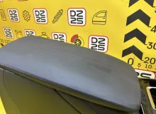 Бардачок между сиденьями MAZDA CX-30 2019- DFR564441 DM8P S8DPTS, передний