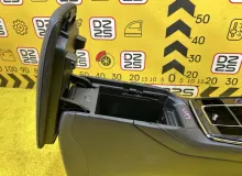 Бардачок между сиденьями MAZDA CX-30 2019- DFR564441 DM8P S8DPTS, передний