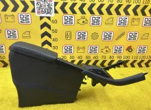 Бардачок между сиденьями LEXUS CT200H 2012 5891076021 ZWA10 2ZRFXE, передний