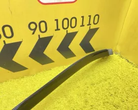 Молдинги на крыше Mercedes-Benz