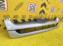 Решетка радиатора TOYOTA HIACE 2009 5311126430 KDH206V 1KDFTV, передняя