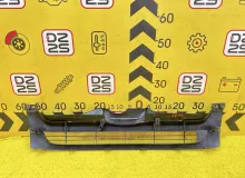 Решетка радиатора TOYOTA HIACE 2009 5311126430 KDH206V 1KDFTV, передняя