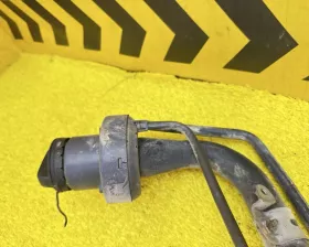Горловина топливного бака TOYOTA