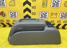Бардачок между сиденьями TOYOTA HIACE 2008 5881026210B0 KDH206V 1KDFTV, передний