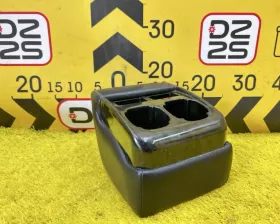 Бардачок между сиденьями Toyota
