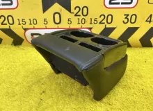 Бардачок между сиденьями TOYOTA HIACE 2008 5881026210B0 KDH206V 1KDFTV, передний