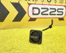 Кнопка включения 4WD Toyota