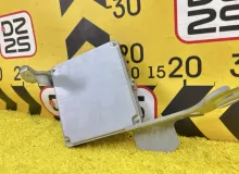 Блок управления двс TOYOTA RAV4 2000/Цвет 064 8966142160 ZCA26W 1ZZFE, передний
