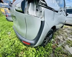 Бампер Toyota