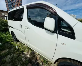Дверь боковая Nissan