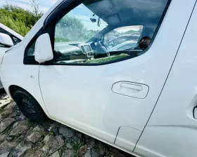 Дверь боковая Nissan