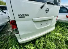 Дверь 5я NISSAN NV200 2009 K010MJX0MA M20 HR16DE, задняя