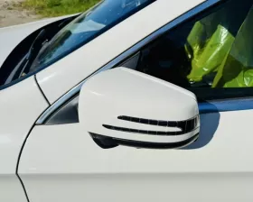 Уши Mercedes-Benz
