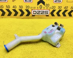 Бачок стеклоомывателя HONDA