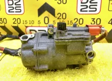 Компрессор кондиционера LEXUS CT200H 2012 8837047050 ZWA10 2ZRFXE, передний