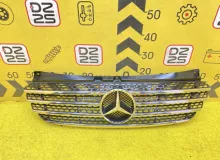 Решетка радиатора Mercedes-Benz V-CLASS 2008 A63988009857700 W639 M272E35/272.978/272978, передняя