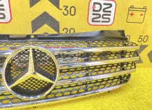 Решетка радиатора Mercedes-Benz V-CLASS 2008 A63988009857700 W639 M272E35/272.978/272978, передняя