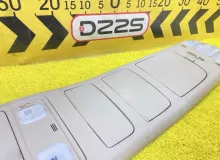 Светильник салона TOYOTA LAND CRUISER 2003 8126060061 UZJ100W 2UZFE, передний