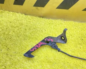 Замок капота Toyota