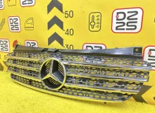 Решетка радиатора Mercedes-Benz V-CLASS 2008 A63988002859120 W639 M272E35/272.978/272978, передняя