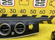 Дуйка Mercedes-Benz E-CLASS 2017 A2138307700 WDD213 OM654DE20LL, передняя