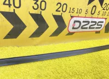 Молдинги на крыше MAZDA CX-30 2019- DFR5509L1 DM8P S8DPTS, передние левые Молдинги на крыше MAZDA CX-30 2019- DFR5509L1 DM8P S8DPTS, передние левые