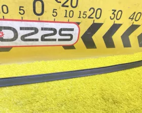 Молдинги на крыше Mazda