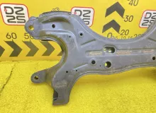 Балка под двс TOYOTA ESQUIRE 2015 5120128241 ZRR85G 3ZRFAE, передняя