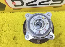 Ступица TOYOTA TUNDRA 2007/Цвет 202 435700C010 USK51L 3URFE, передняя правая