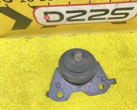 Подушка двигателя TOYOTA