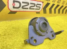 Подушка двигателя TOYOTA TUNDRA 2007/Цвет 202 123620S010 USK51L 3URFE, передняя левая