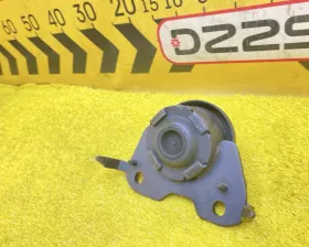Подушка двигателя TOYOTA