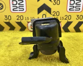 Подушка двигателя TOYOTA
