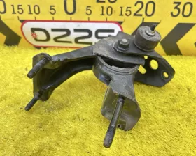 Подушка двигателя TOYOTA