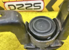 Подушка двигателя TOYOTA VOXY 2014 1230537310 ZWR80G 2ZRFXE, передняя правая