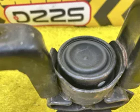 Подушка двигателя TOYOTA