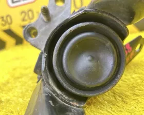 Подушка двигателя TOYOTA