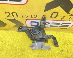 Подушка двигателя TOYOTA