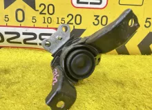 Подушка двигателя TOYOTA HARRIER 2015 1230537330 ZSU60W 3ZRFAE, передняя правая