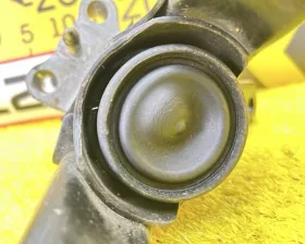 Подушка двигателя Toyota