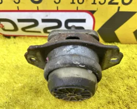 Подушка двигателя Land Rover